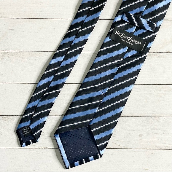 YVES SAINT LAURENT Striped Silk Neck Tie - Picture 4 of 5